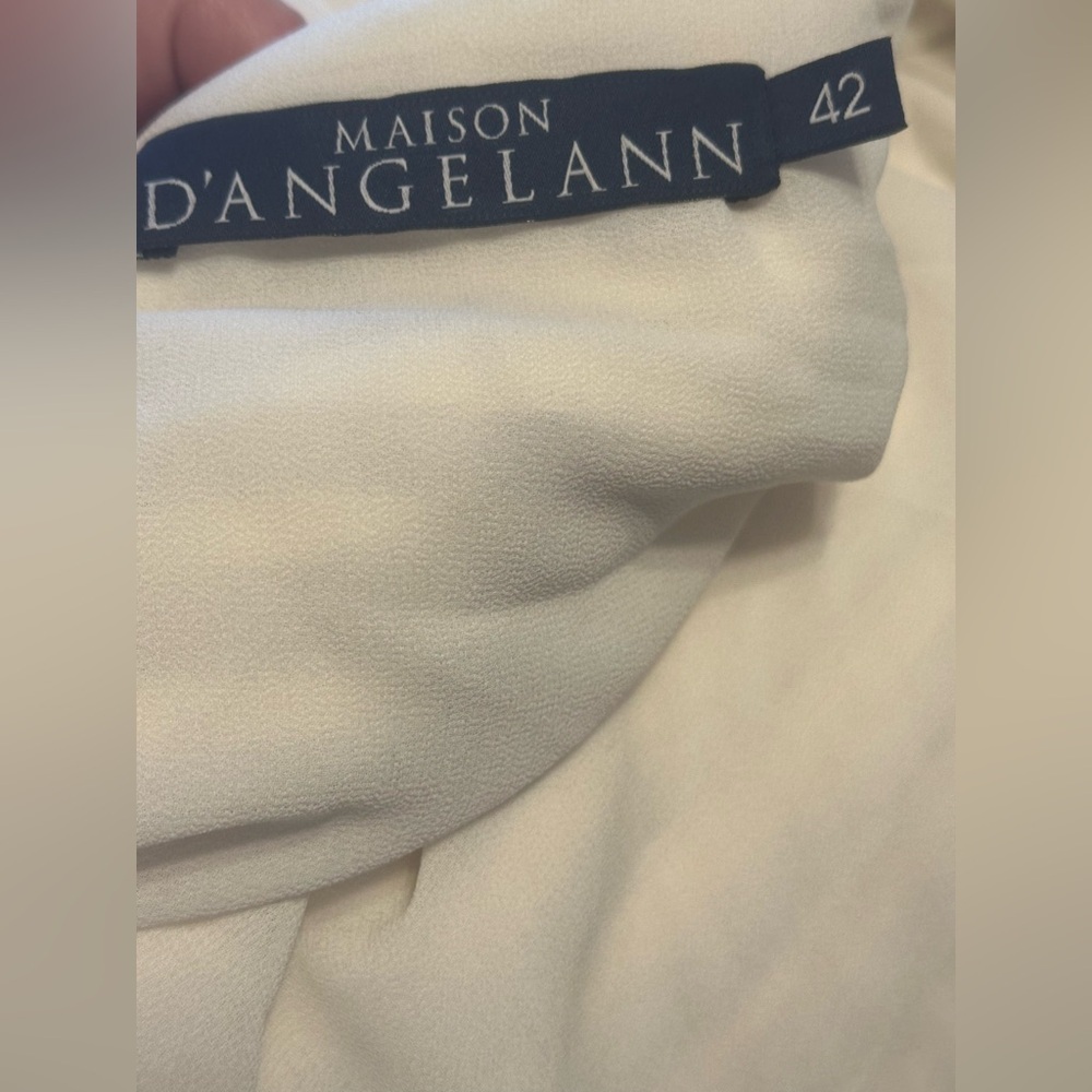 Elegant White Fur Coat- Maison D’Angelann - Picture 5 of 9
